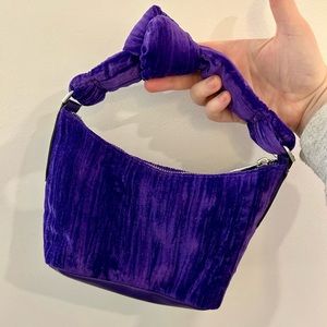 NEW! PURPLE VELVET STATEMENT PURSE WITH KNOT HANDLE- A NEW DAY BRAND